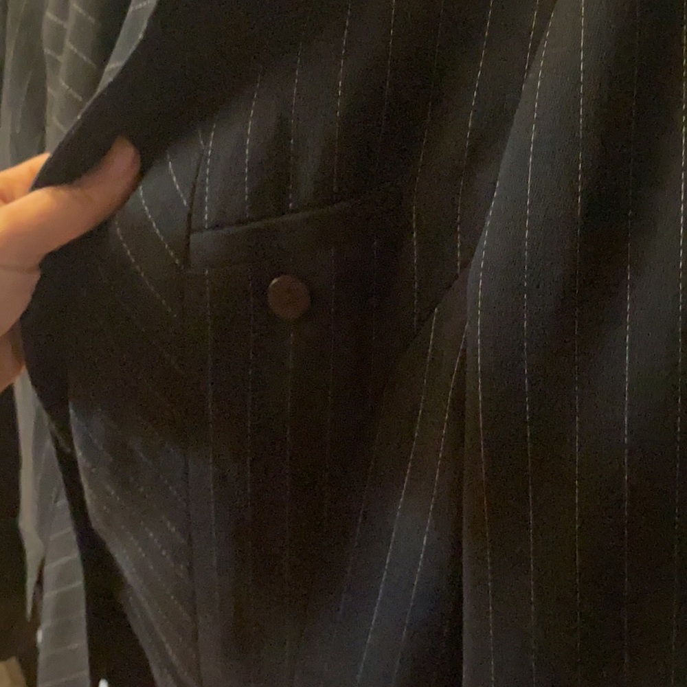 Jacket - Picture 2 of 4